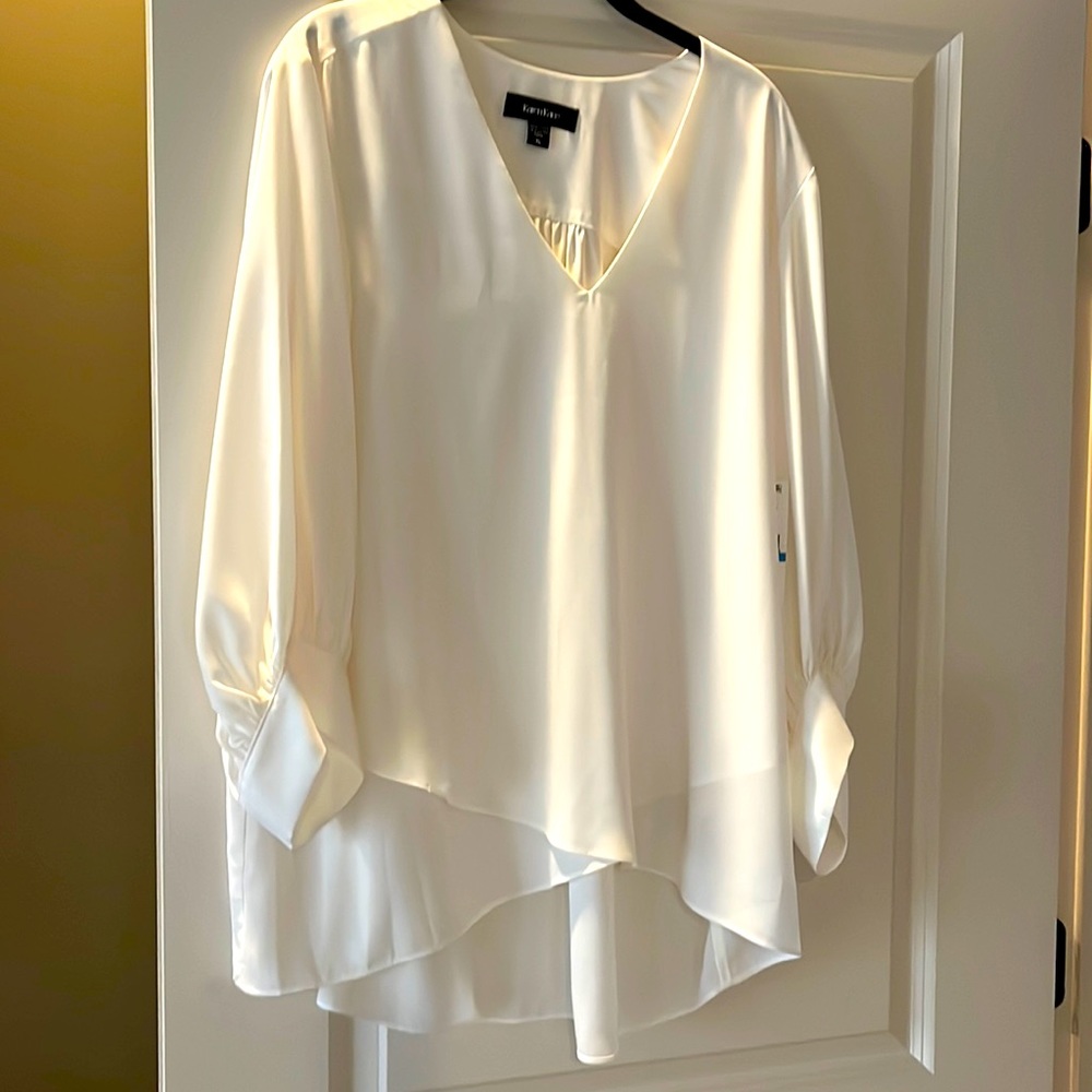 Karen Kane Ivory Tunic.  XL. NWT